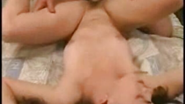 Inocente chica videos orno caseros desnuda en público