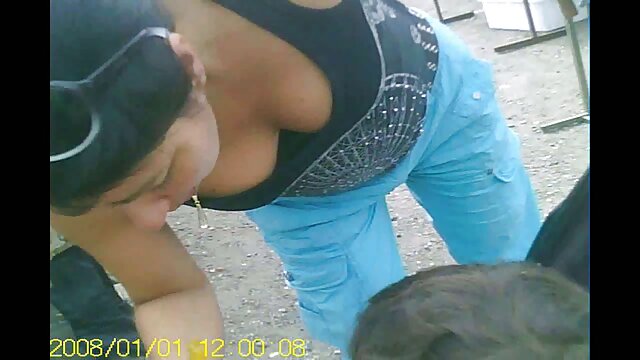 Belleza disfrutando con una polla videos caseros foyando